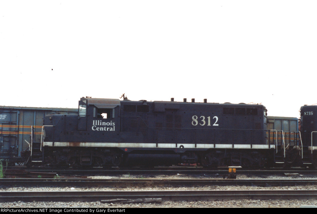 IC GP10 #8312 - Illinois Central